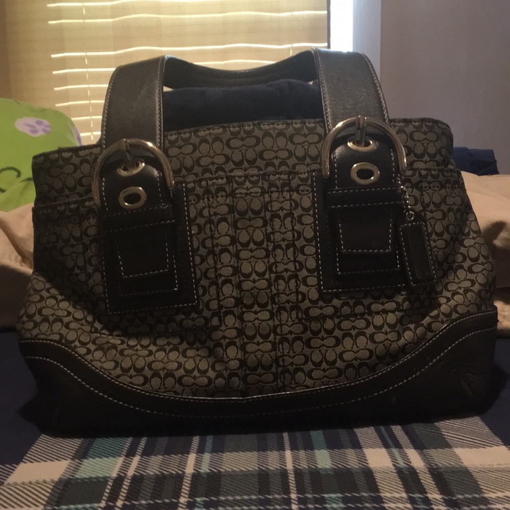 Coach logo shoulder bag